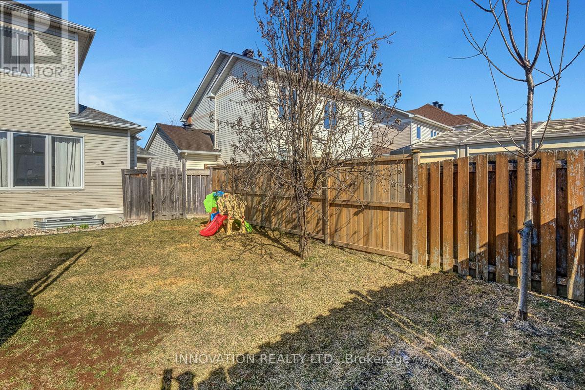 36 Mersey Drive, Ottawa, Ontario  K2K 3A7 - Photo 40 - X12094668