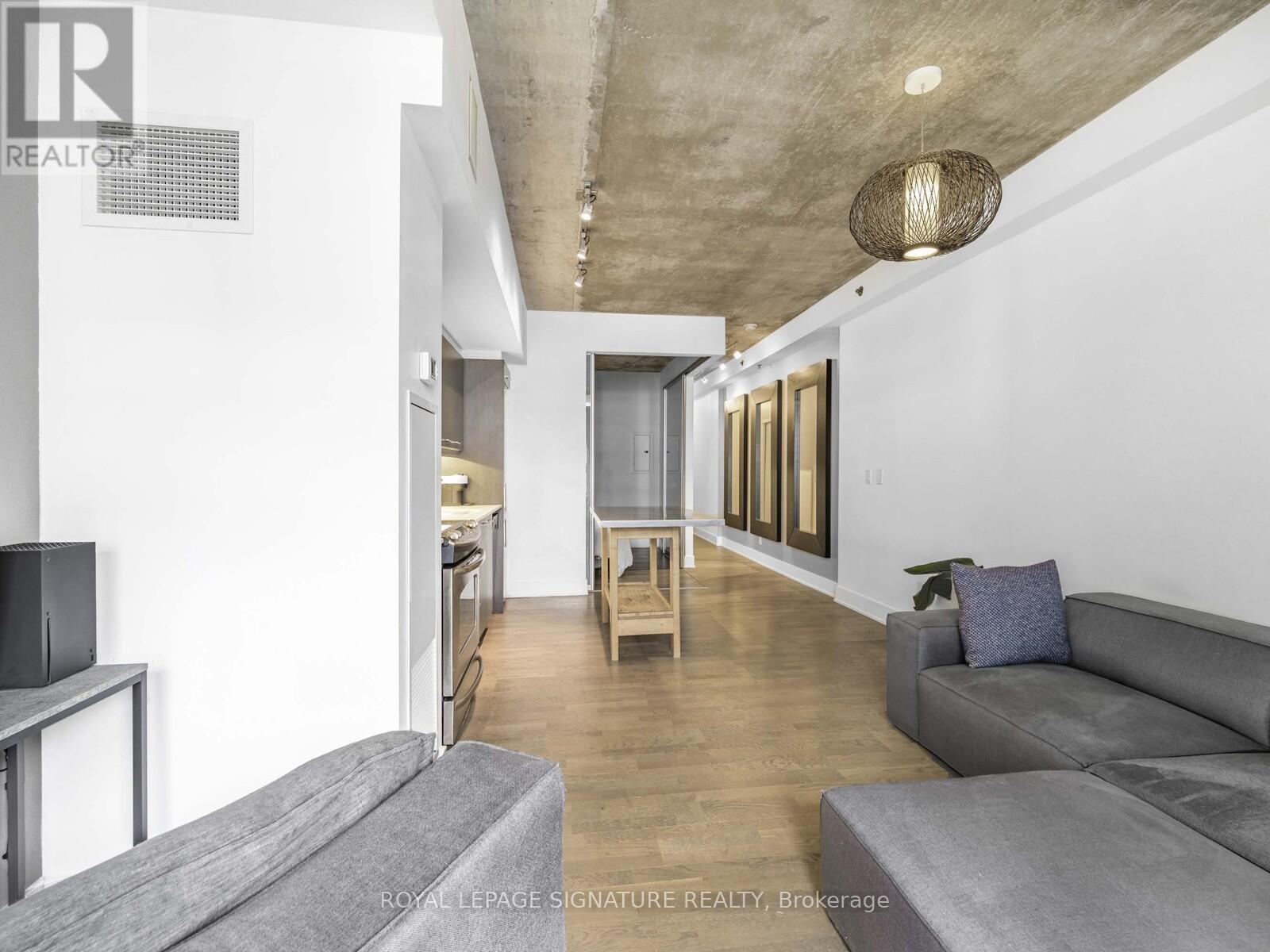 Property at 217 - 630 QUEEN STREET E image 4