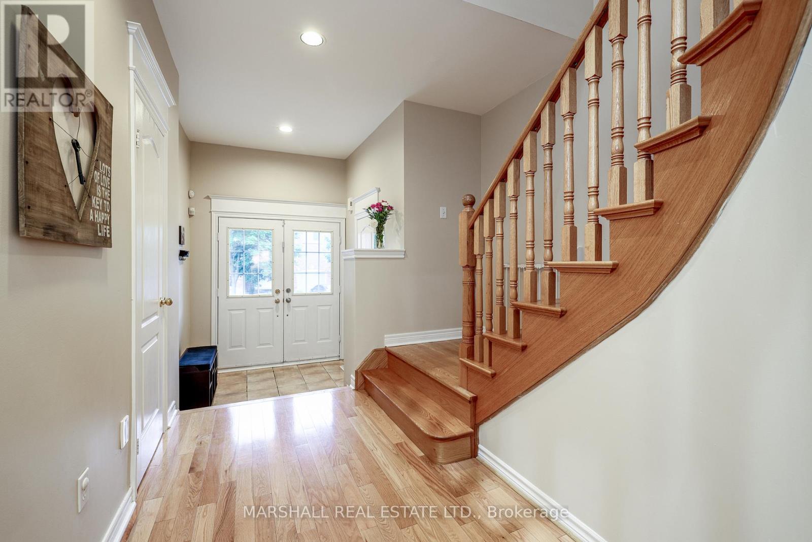 34 - 255 Shaftsbury Avenue, Richmond Hill, Ontario  L4C 0L9 - Photo 3 - N12094601
