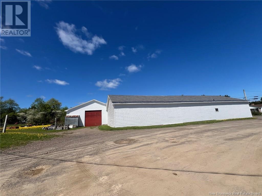 3923 Main Street, Belledune, New Brunswick  E8G 2K3 - Photo 14 - NB116355