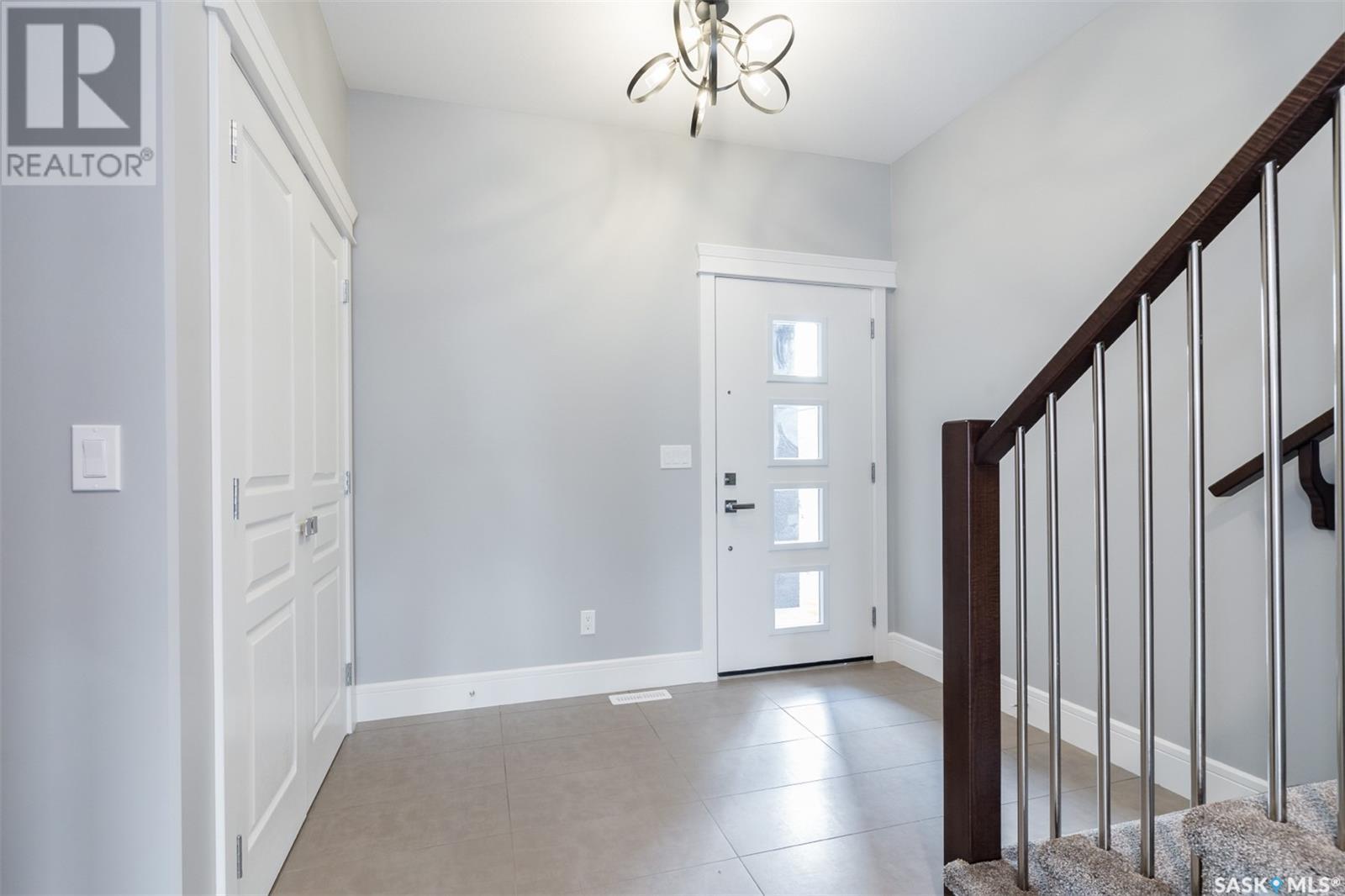 Property at 178 Mazurek CRESCENT image 2