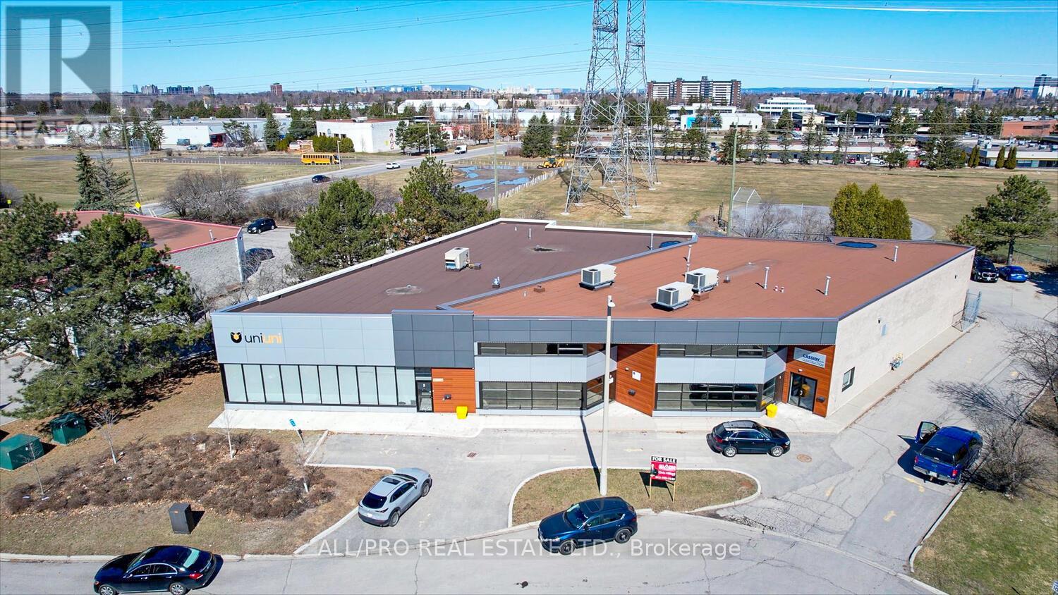 Property at 1011 THOMAS SPRATT PLACE N image 1