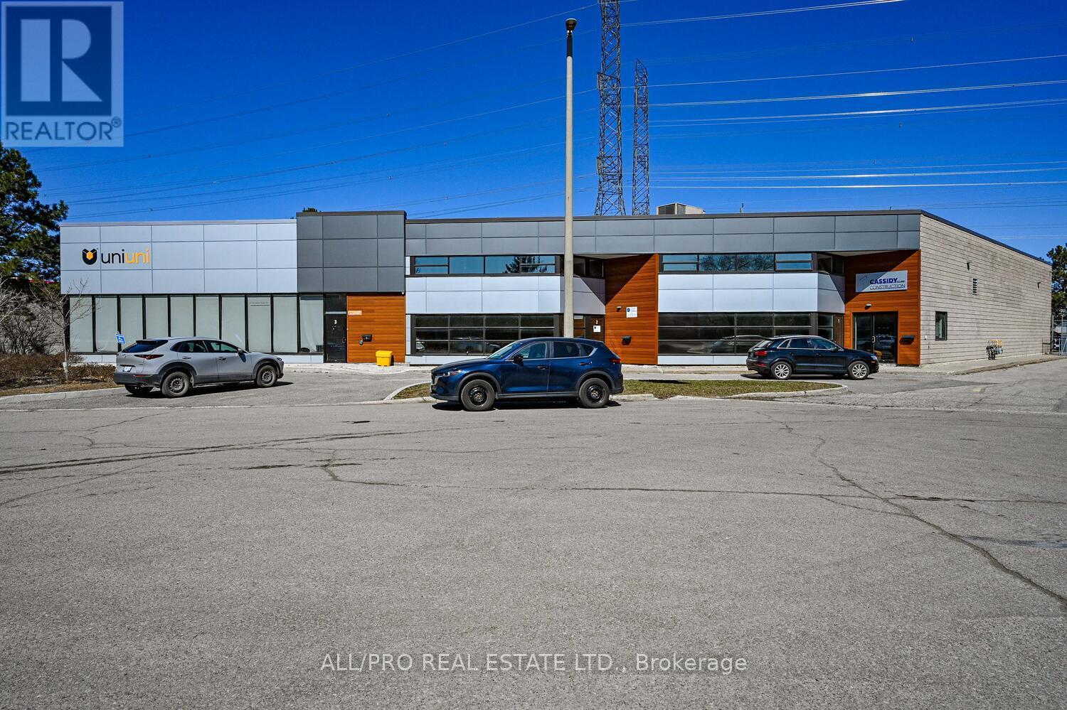 Property at 1011 THOMAS SPRATT PLACE N image 5