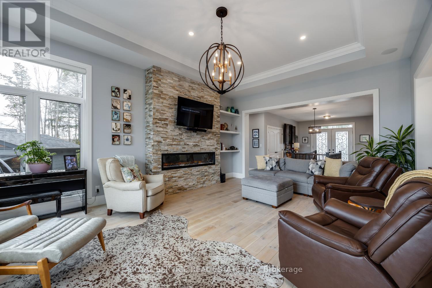 28 Rustlewood Avenue, Kawartha Lakes, Ontario  L0A 1A0 - Photo 17 - X12094690