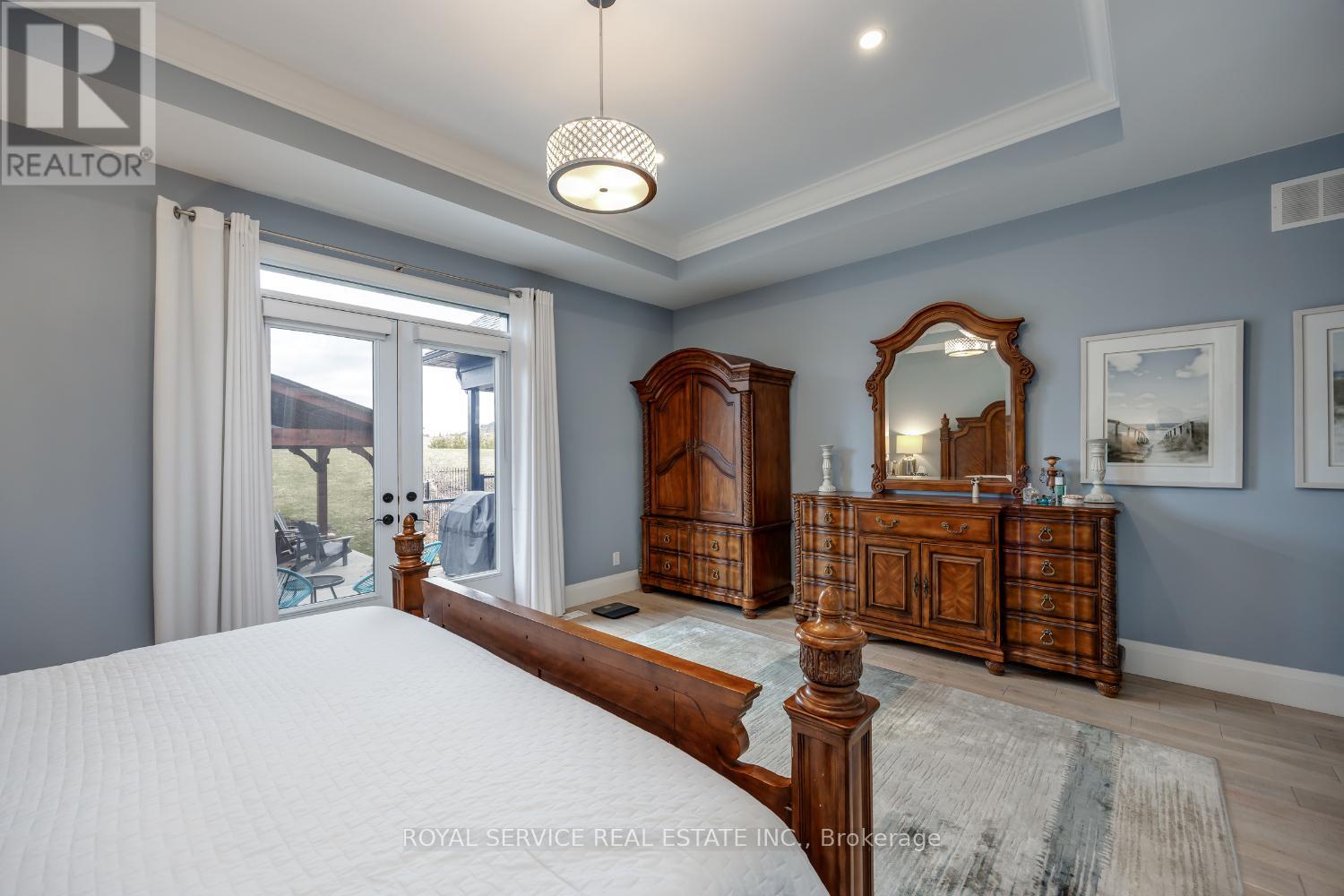 28 Rustlewood Avenue, Kawartha Lakes, Ontario  L0A 1A0 - Photo 24 - X12094690
