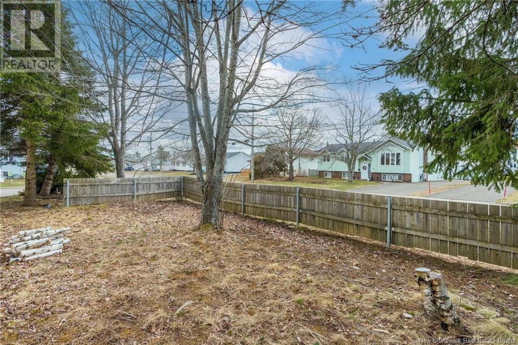 Property at 117 Galbraith Crescent image 3
