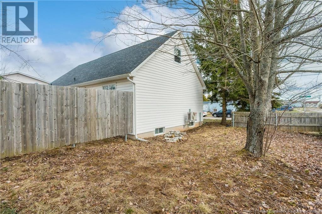 Property at 117 Galbraith Crescent image 4
