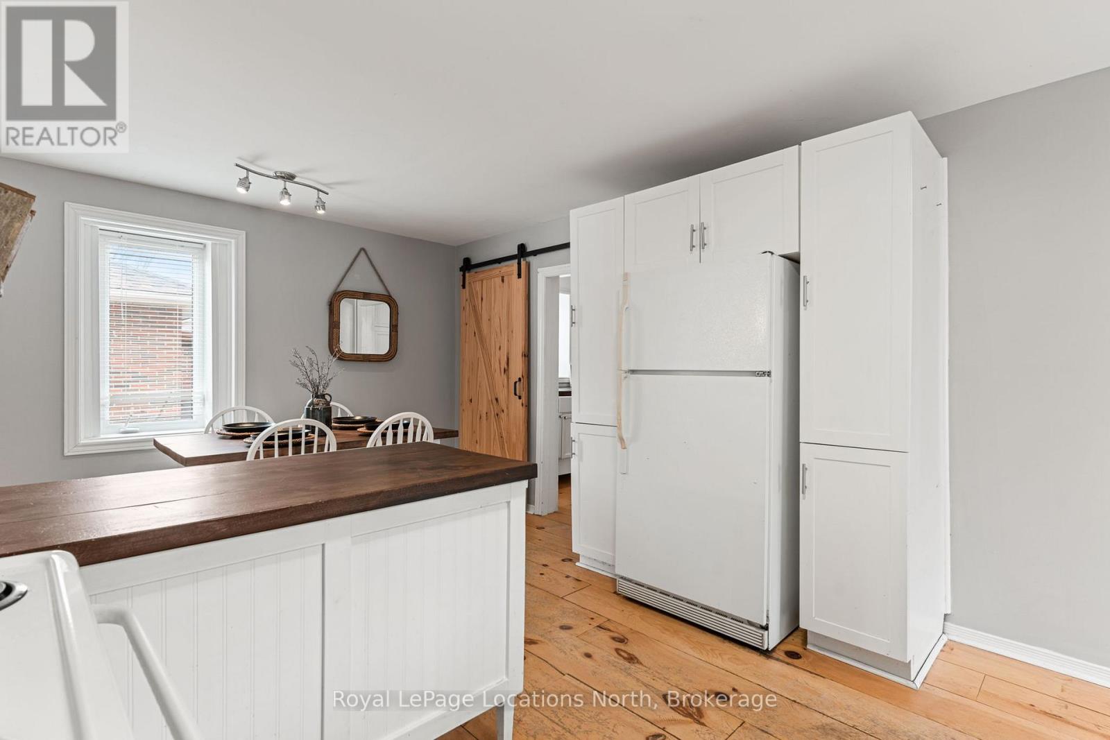 24 Louisa Street W, Blue Mountains, Ontario  N0H 2P0 - Photo 18 - X12094699