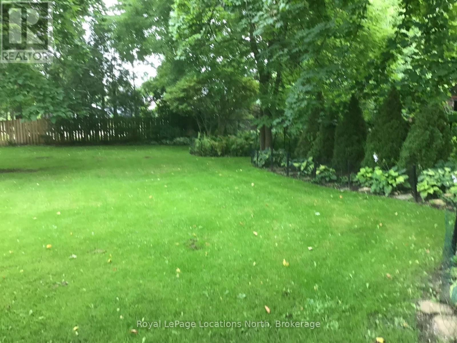 24 Louisa Street W, Blue Mountains, Ontario  N0H 2P0 - Photo 36 - X12094699