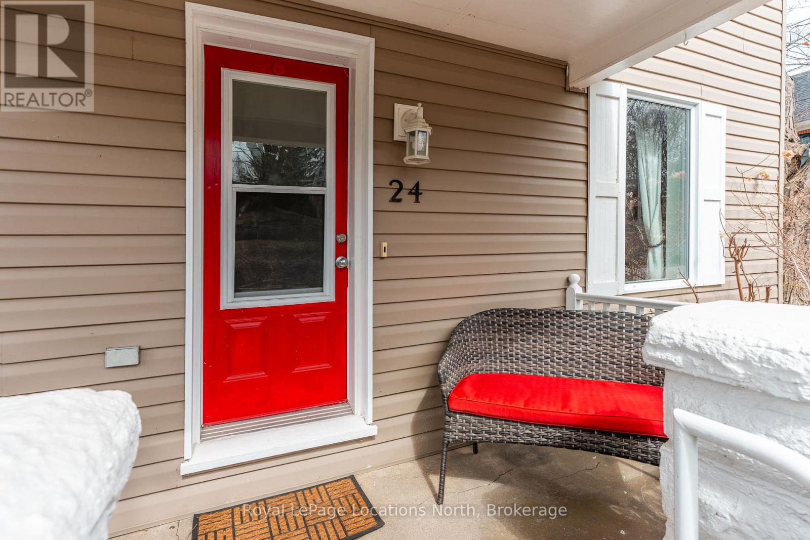 24 Louisa Street W, Blue Mountains, Ontario  N0H 2P0 - Photo 4 - X12094699