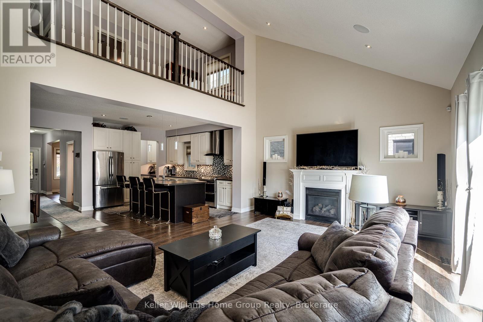 Property at 68 ROSELAWN CRESCENT image 2