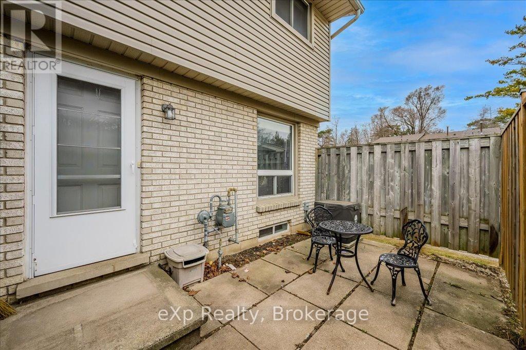 43 - 700 Paisley Road, Guelph, Ontario  N1K 1A3 - Photo 32 - X12094731