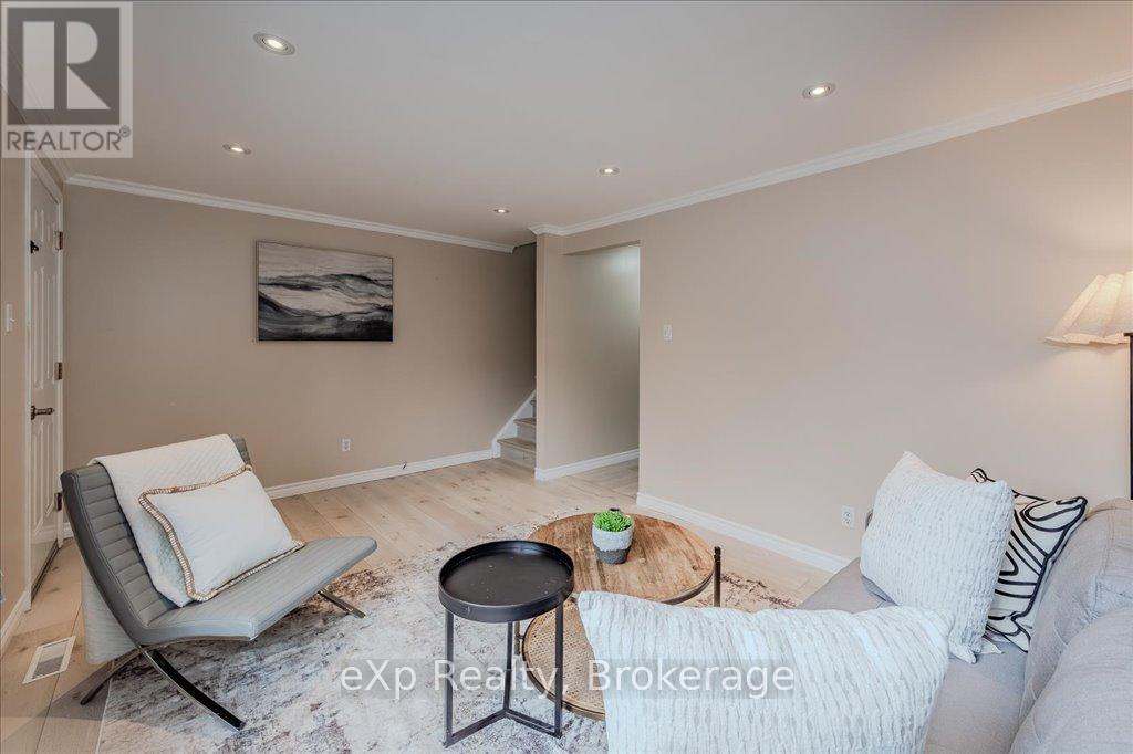43 - 700 Paisley Road, Guelph, Ontario  N1K 1A3 - Photo 6 - X12094731