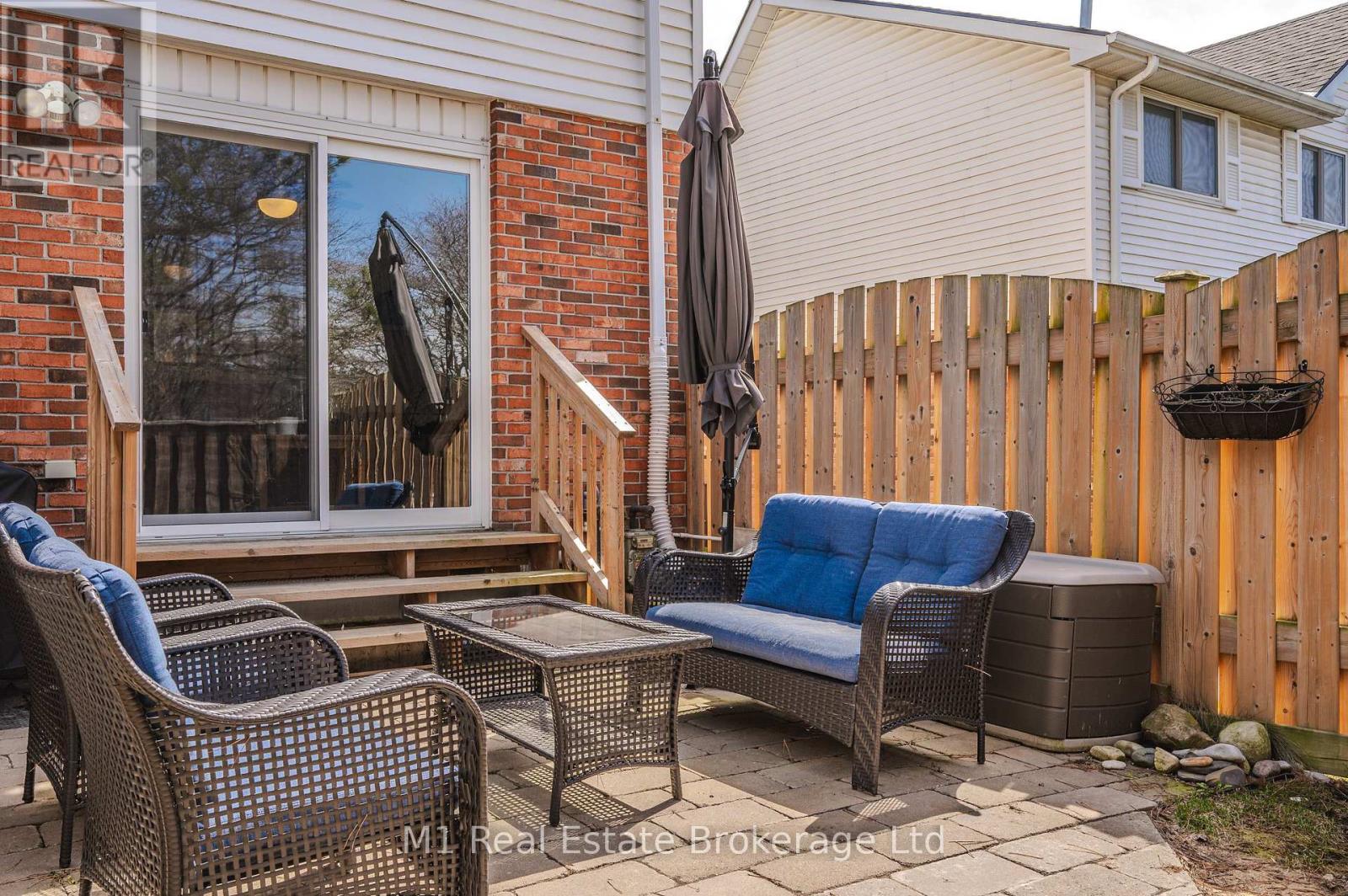 8 - 129 Victoria Road N, Guelph, Ontario  N1E 6V3 - Photo 35 - X12094744