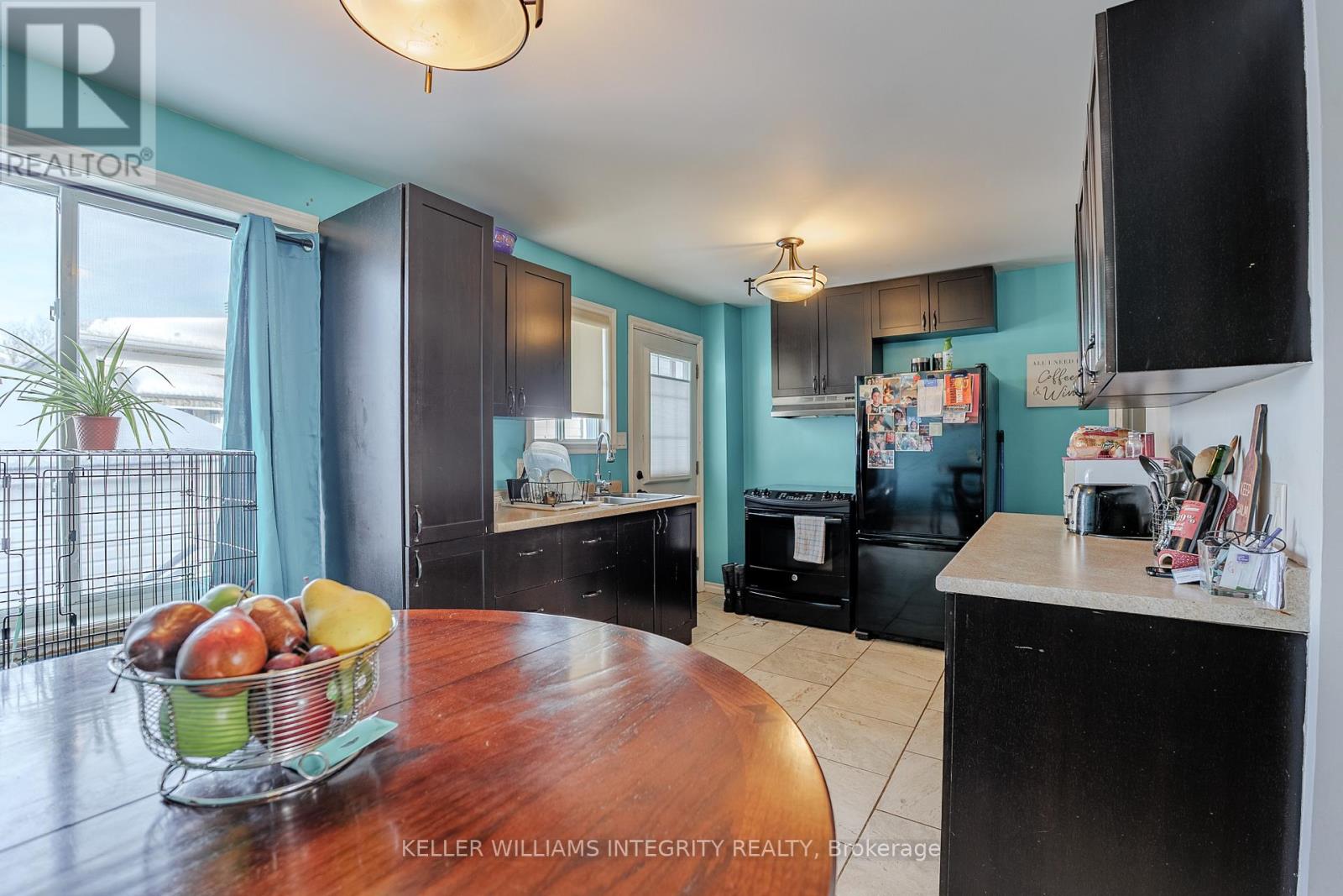 301-303 Hoople Avenue, Cornwall, Ontario  K6J 2A5 - Photo 8 - X12094718