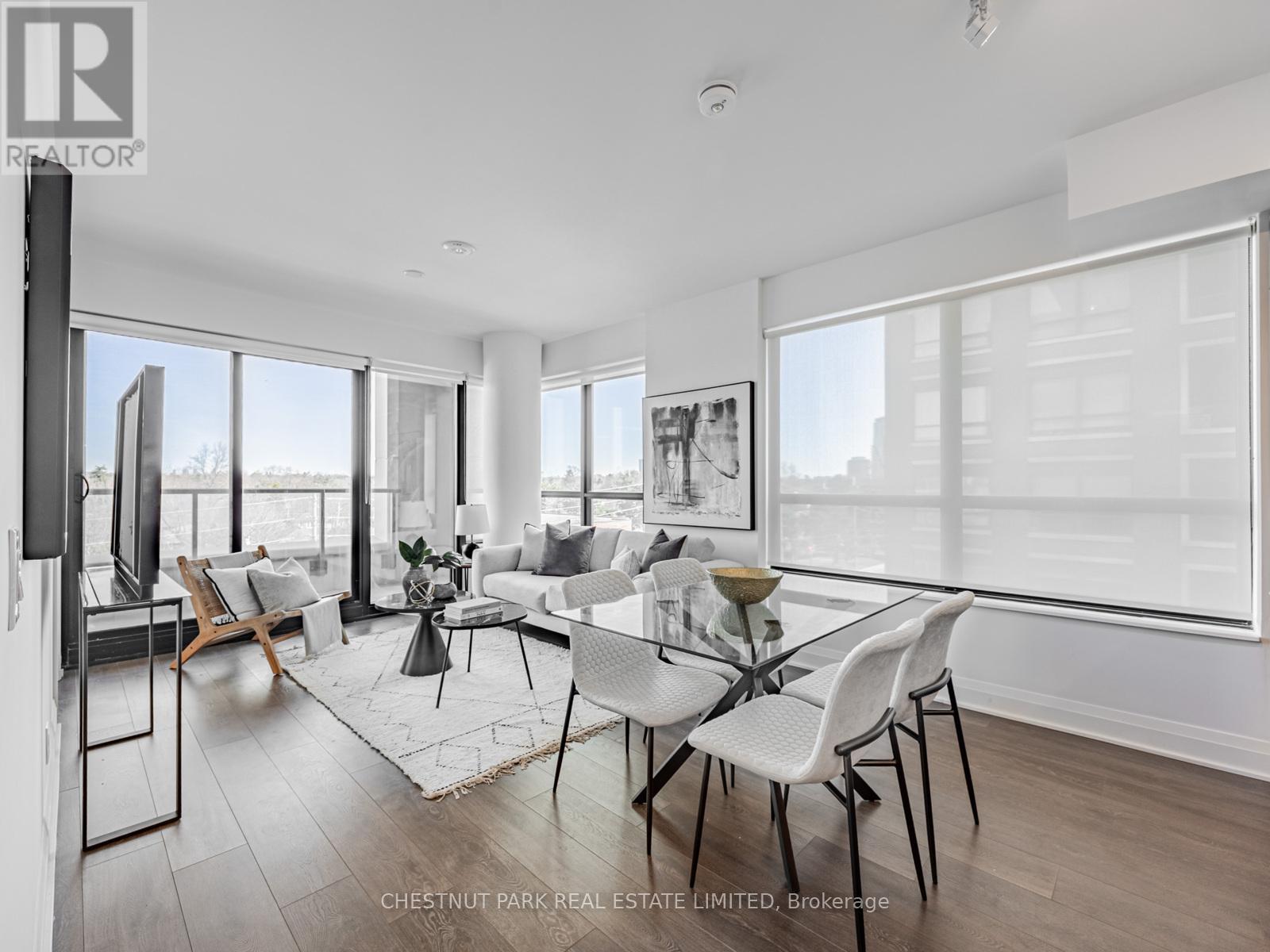425 - 33 Frederick Todd Way, Toronto, Ontario  M4G 0C9 - Photo 2 - C12094736