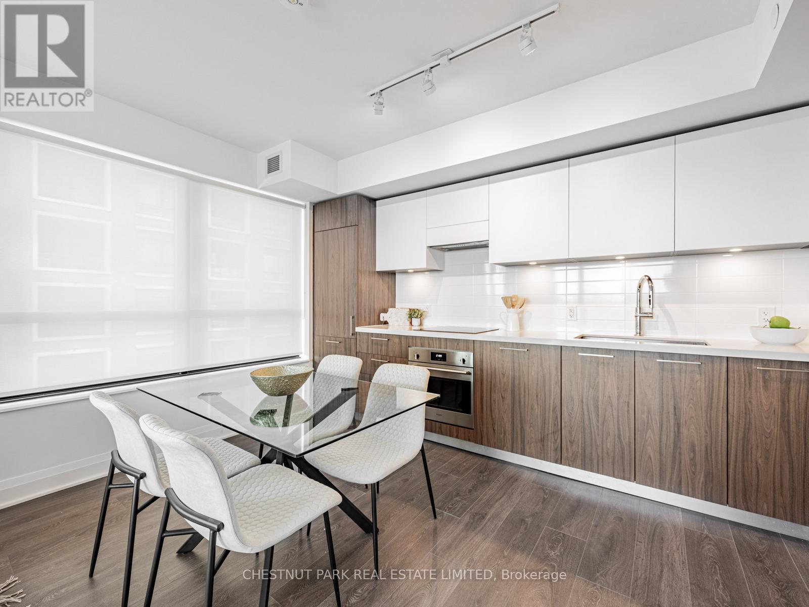 425 - 33 Frederick Todd Way, Toronto, Ontario  M4G 0C9 - Photo 4 - C12094736