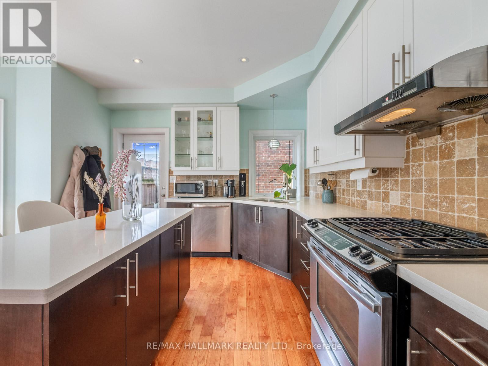 112a Morse Street, Toronto, Ontario  M4M 2P8 - Photo 9 - E12094704