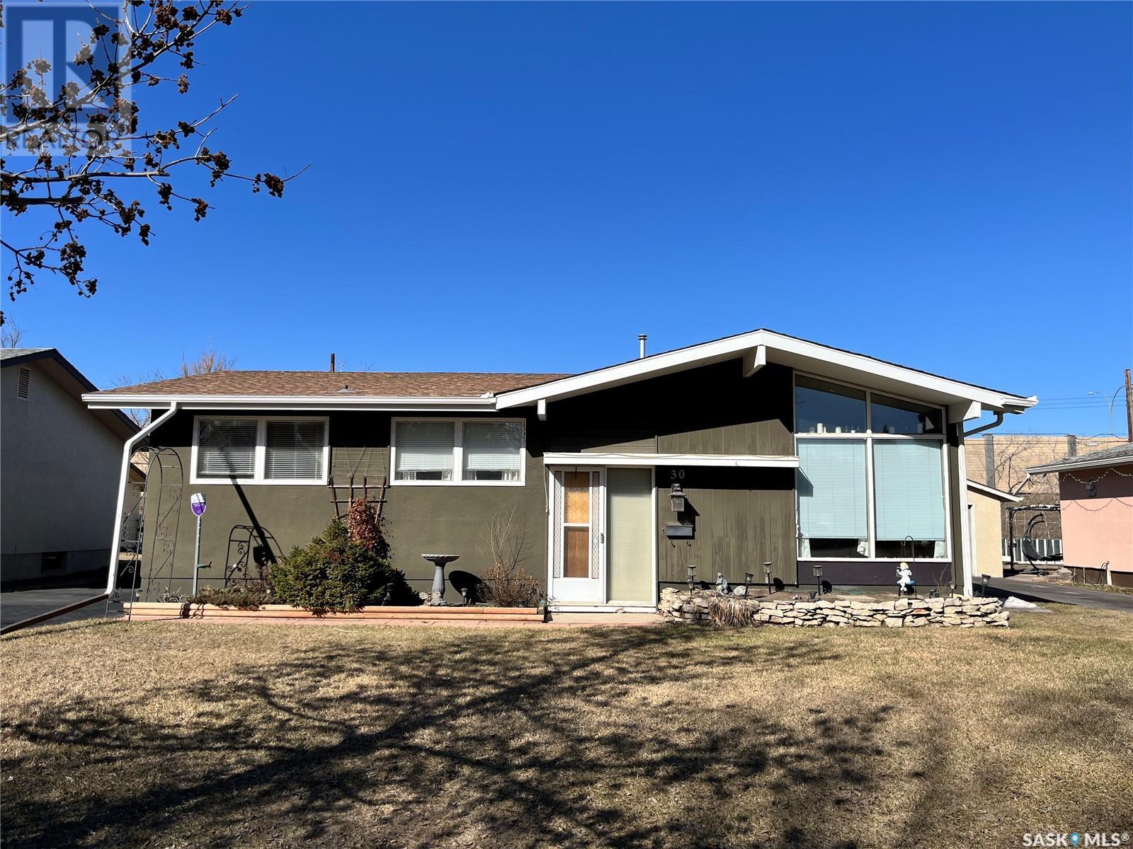 Property at 30 Spinks DRIVE image 2