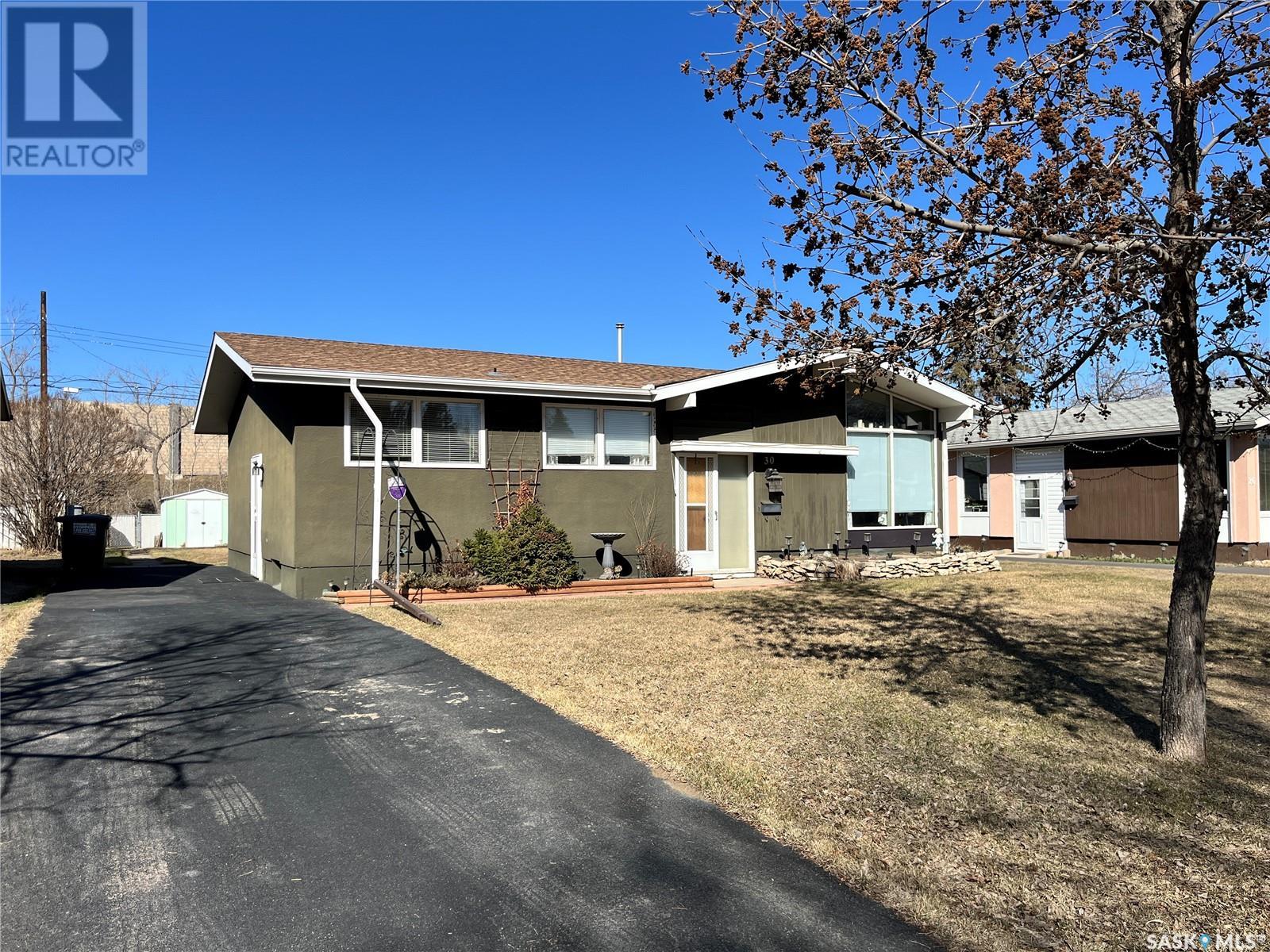 Property at 30 Spinks DRIVE image 3