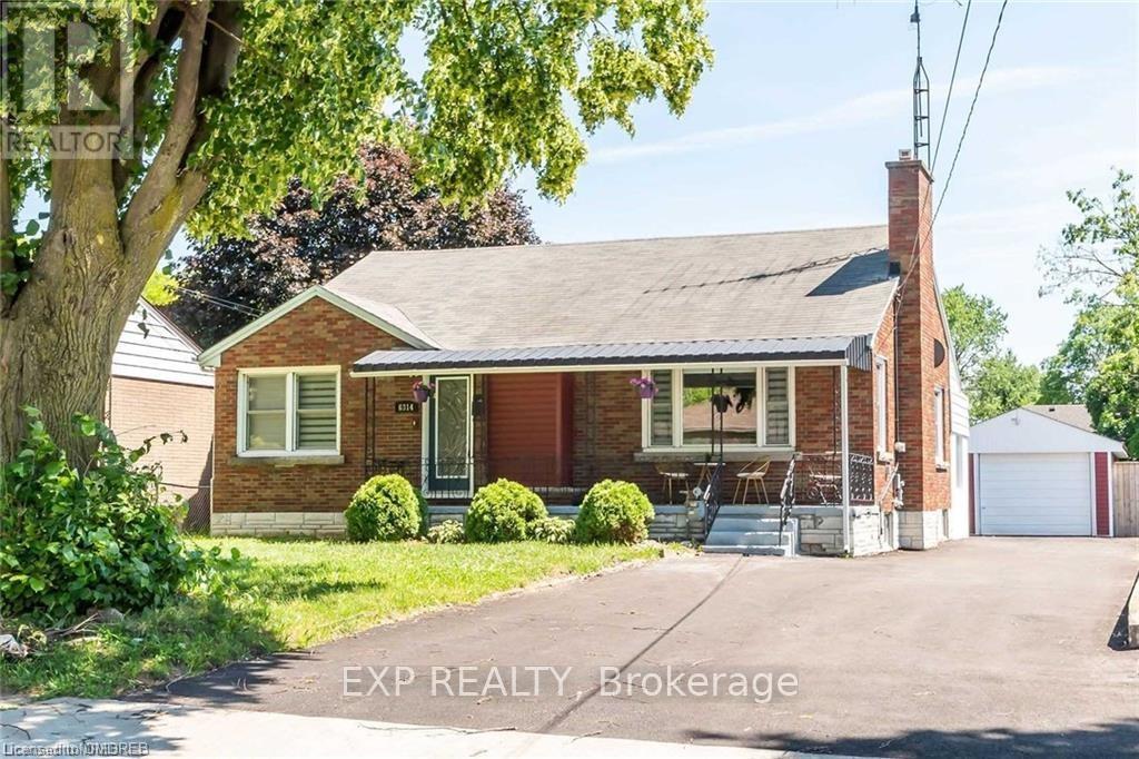 6314 Margaret Street, Niagara Falls, Ontario  L2G 2T3 - Photo 1 - X12094711
