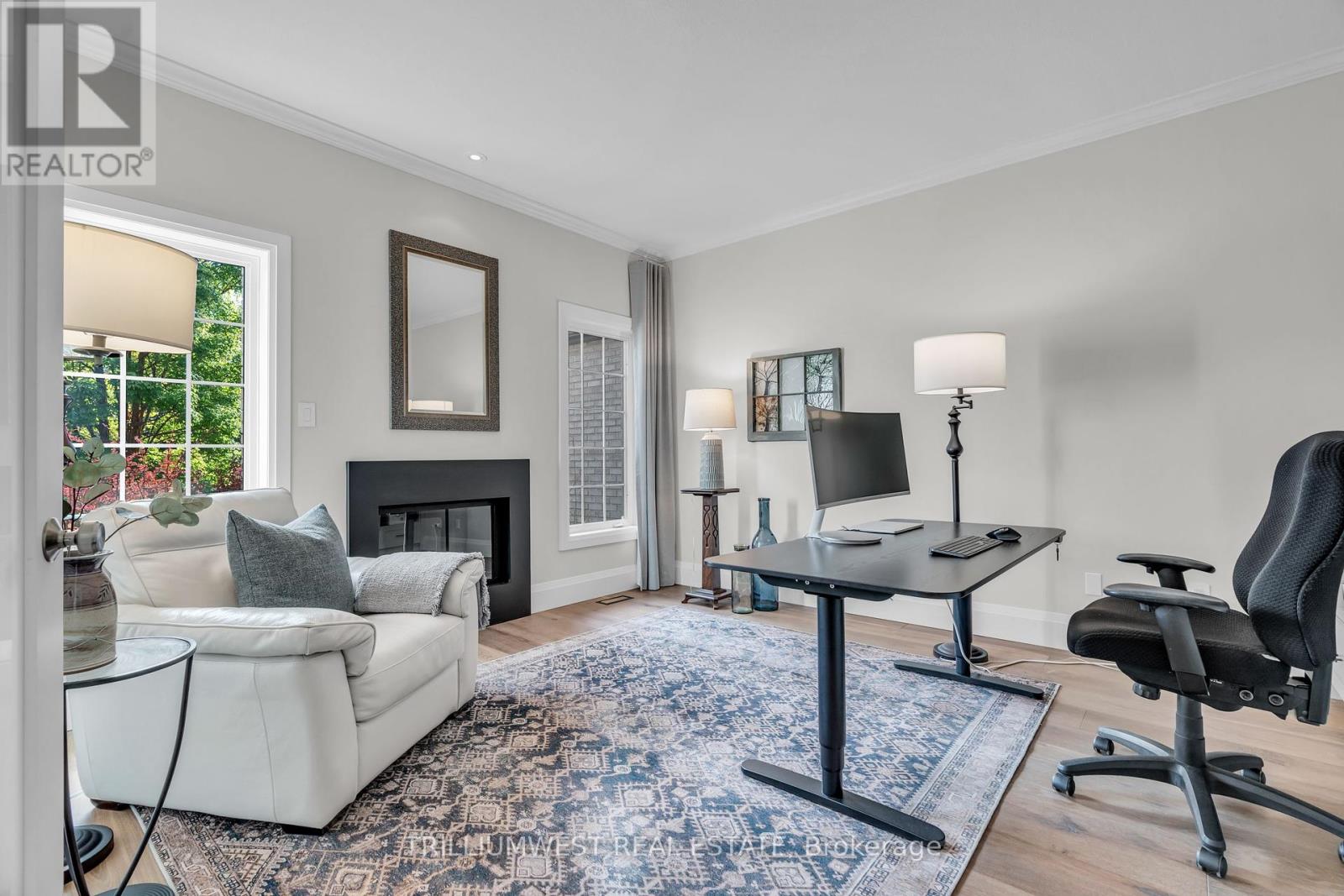 9 - 260 Deer Ridge Drive, Kitchener, Ontario  N2P 2M3 - Photo 5 - X12094732