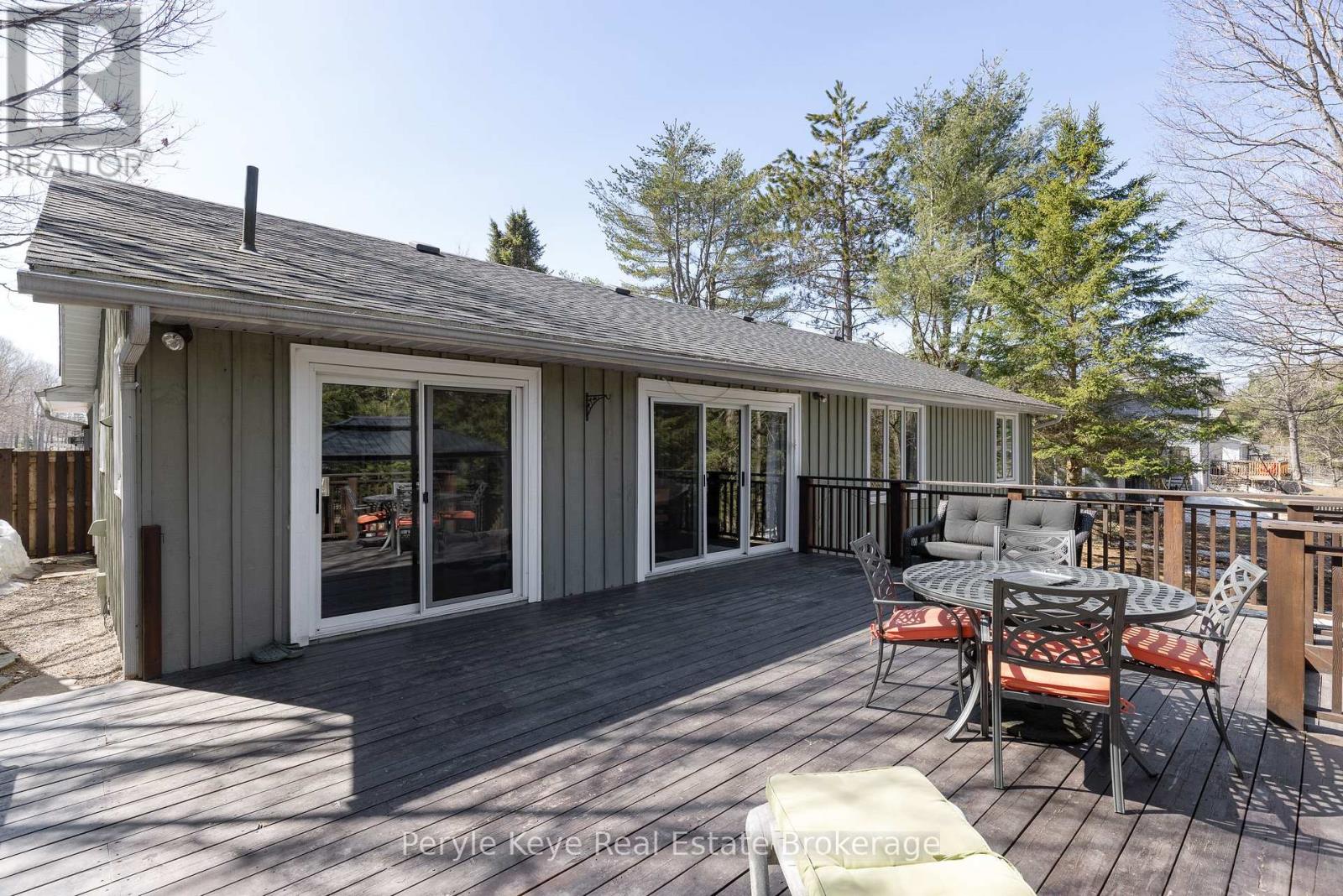 33 Meadow Heights Drive, Bracebridge, Ontario  P1L 1A2 - Photo 4 - X11972610