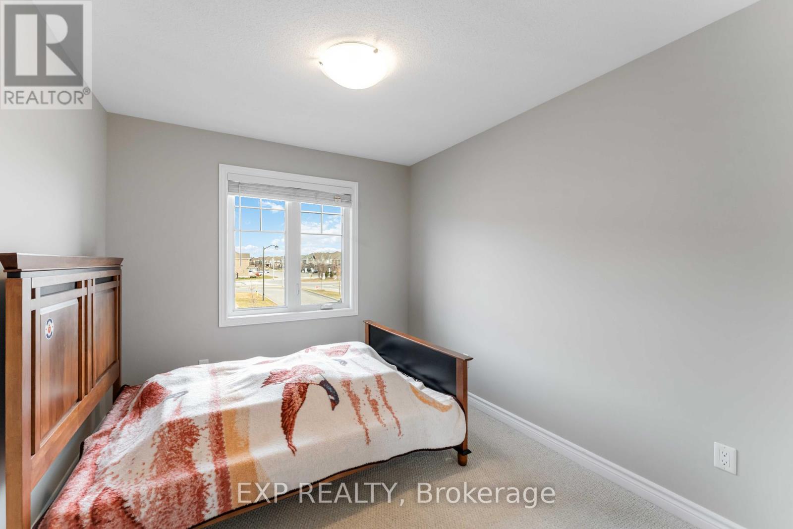 347 Mountain Sorrel Way, Ottawa, Ontario  K4A 1H7 - Photo 10 - X12094753