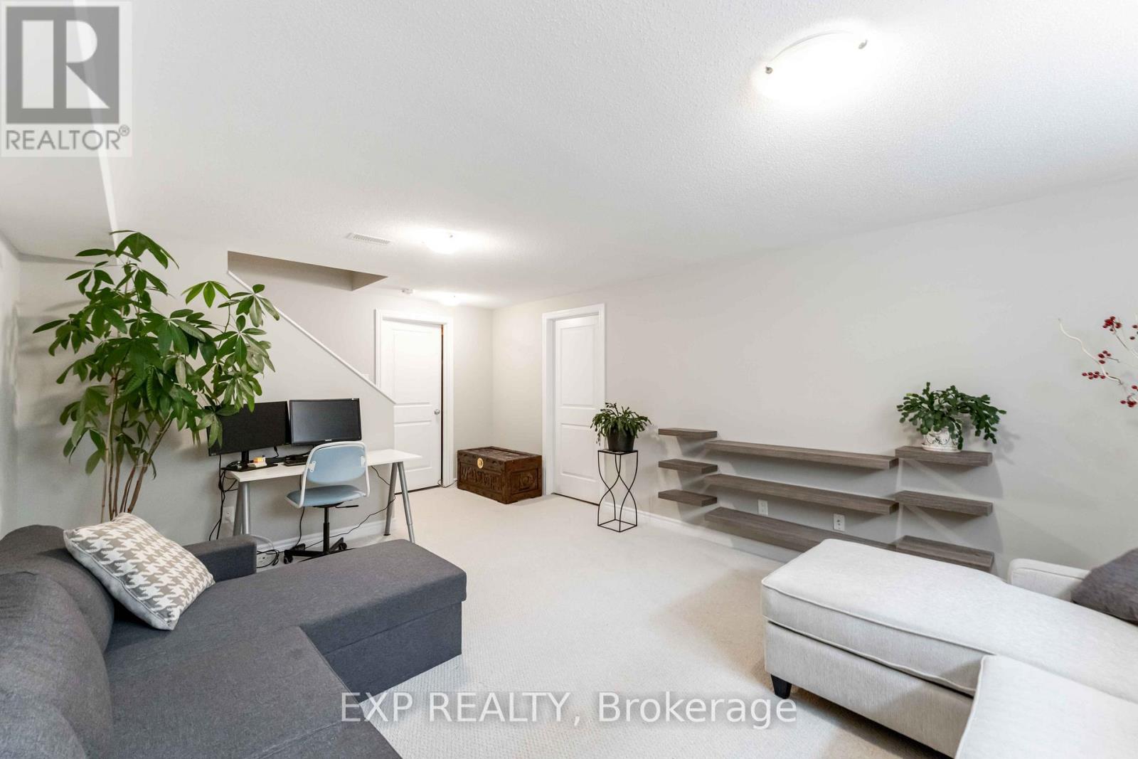 347 Mountain Sorrel Way, Ottawa, Ontario  K4A 1H7 - Photo 13 - X12094753