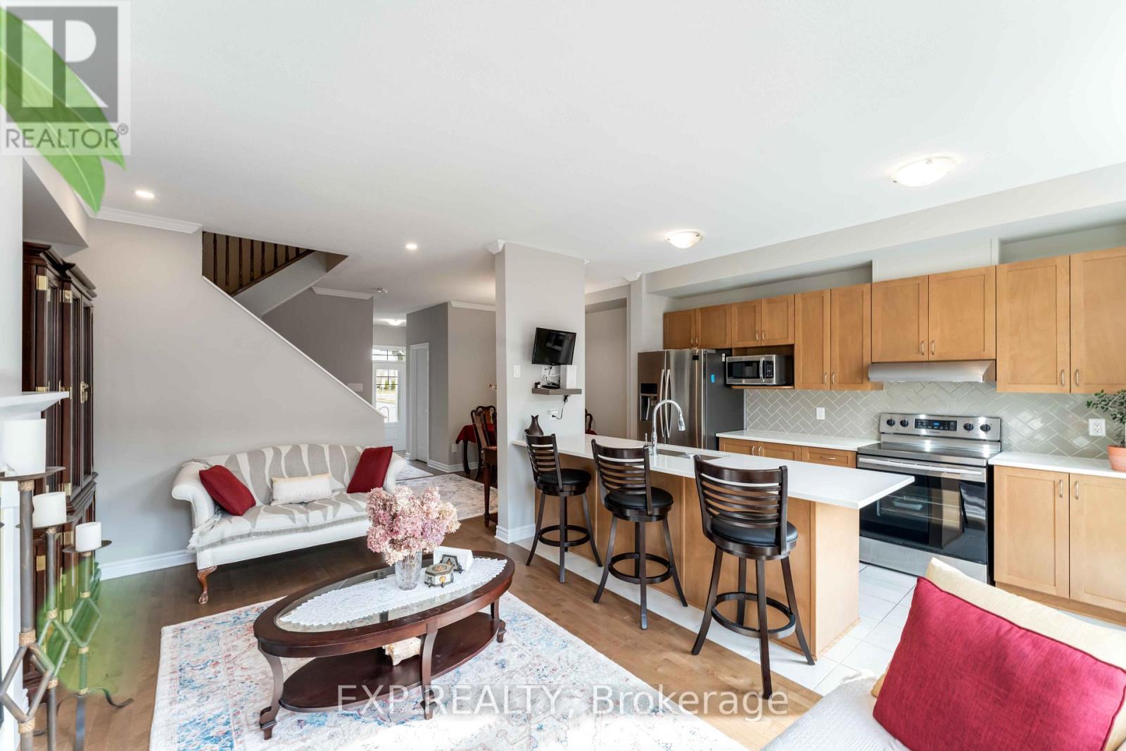 347 Mountain Sorrel Way, Ottawa, Ontario  K4A 1H7 - Photo 6 - X12094753