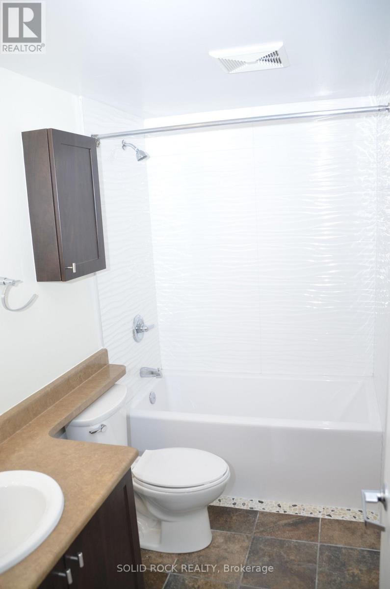 1802 - 234 Rideau Street, Ottawa, Ontario  K1N 0A9 - Photo 9 - X12094770