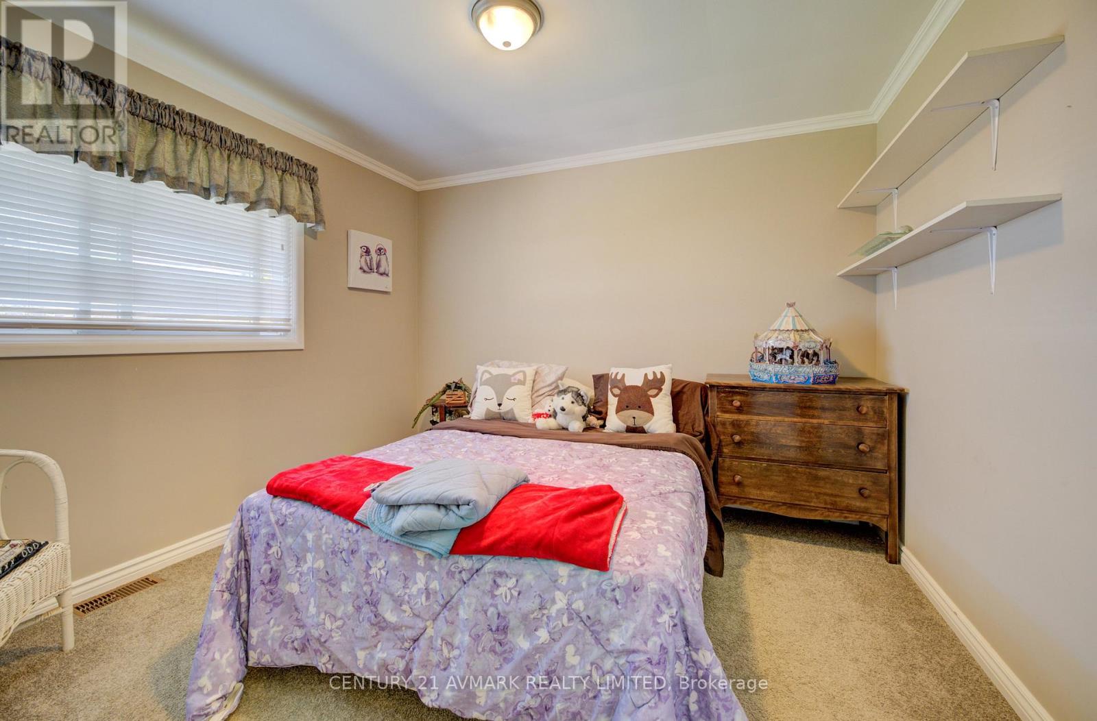 273 Lakeshore Road, St. Catharines, Ontario  L2M 1R9 - Photo 20 - X12094776