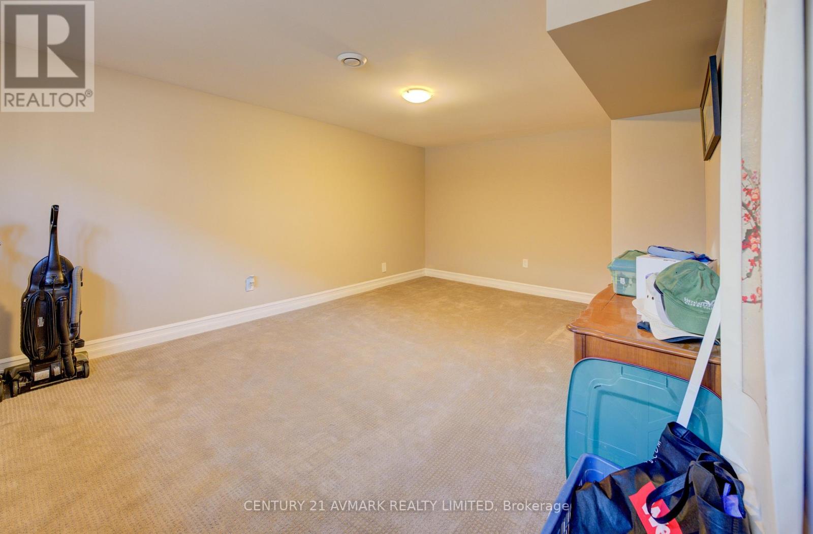273 Lakeshore Road, St. Catharines, Ontario  L2M 1R9 - Photo 28 - X12094776