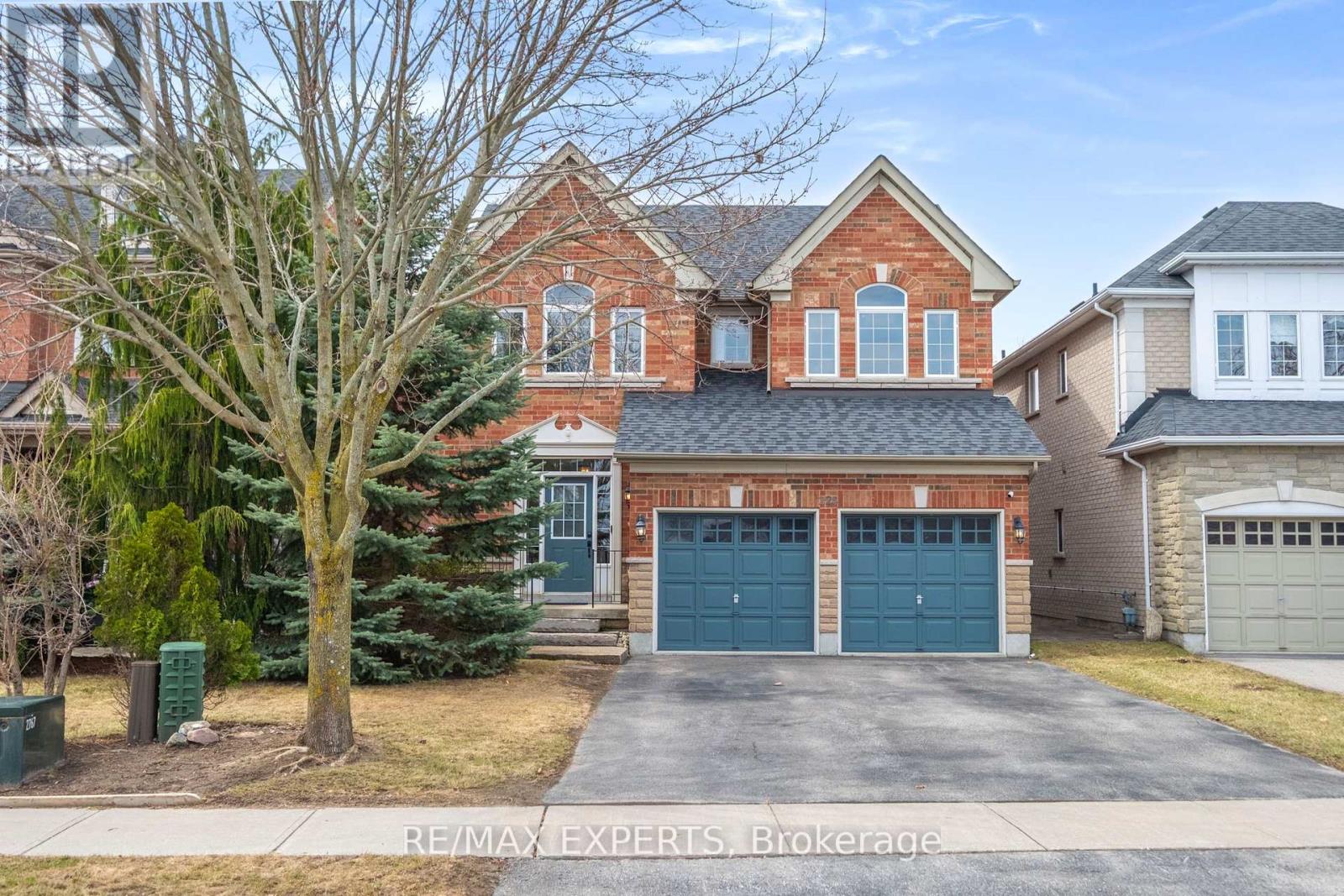 Property at 228 SAWMILL VALLEY DRIVE image 1