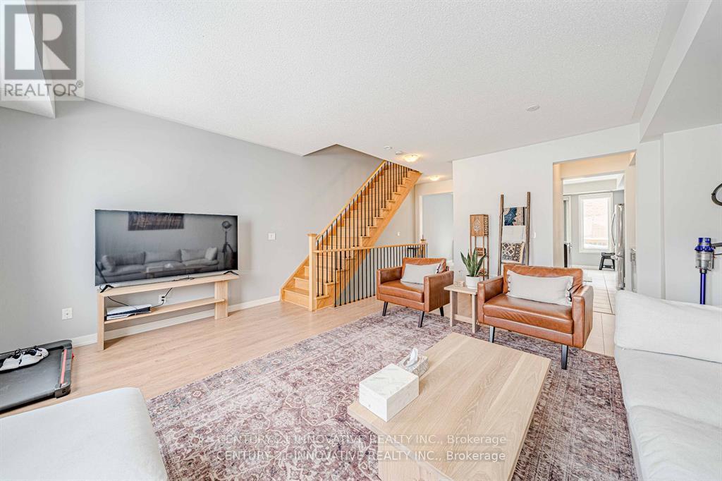 Property at 144 SALTERTON CIRCLE image 2