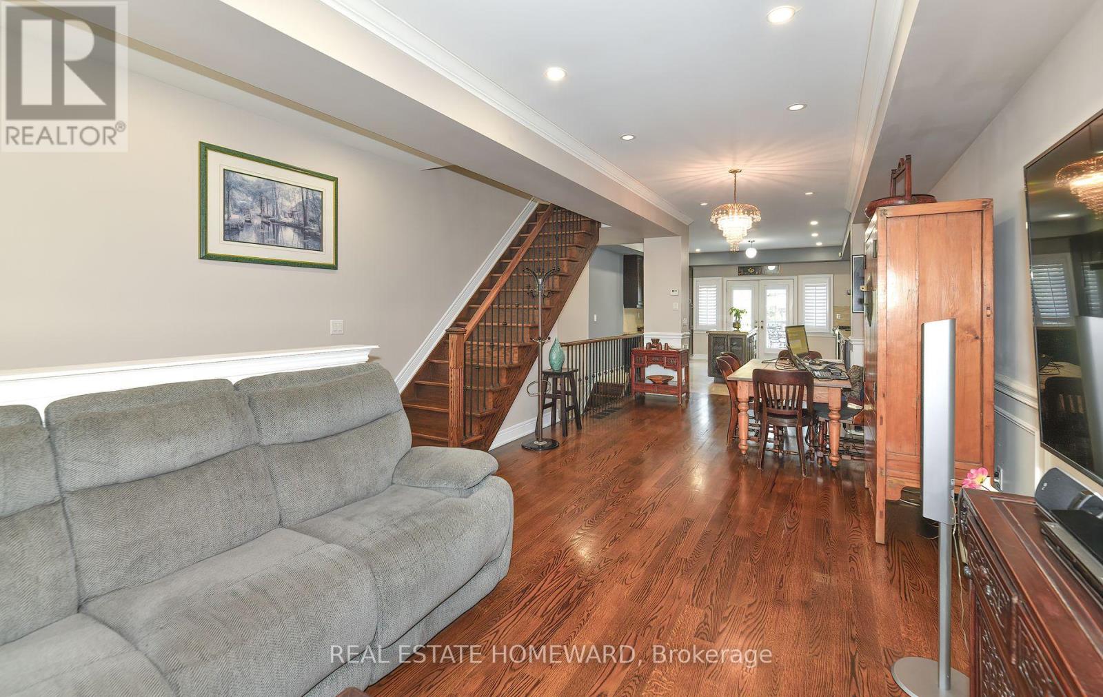 Property at 264 DALESFORD ROAD image 4