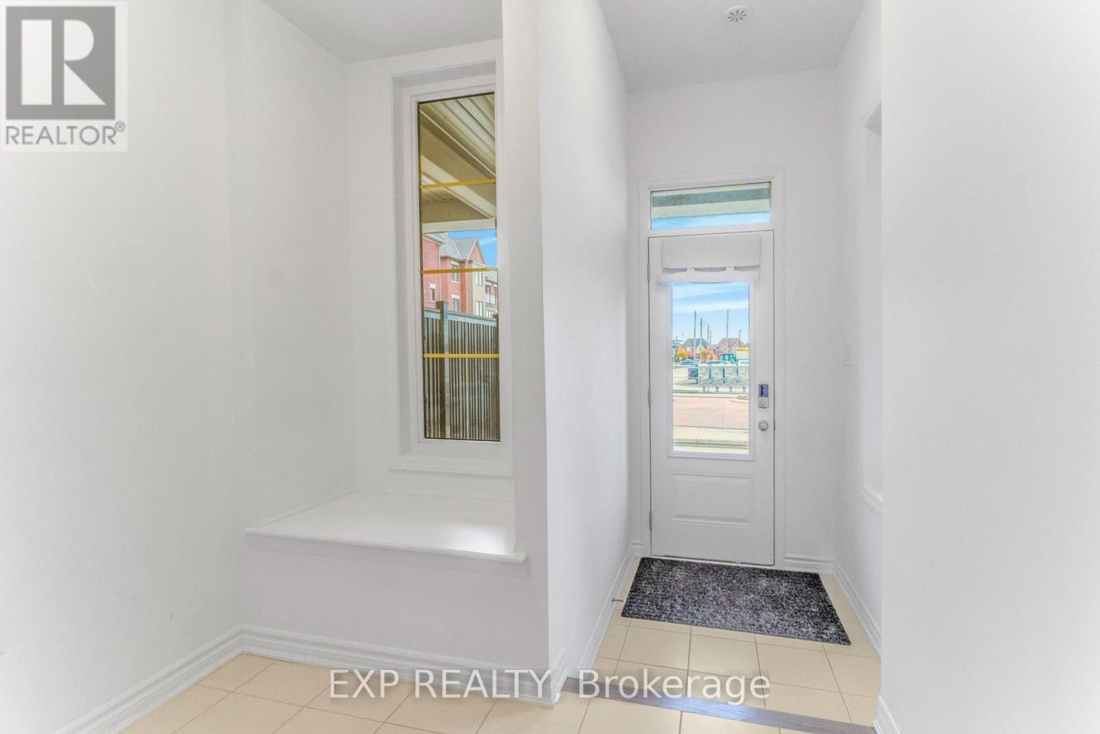 5156 Zionkate Lane, Mississauga, Ontario  L5M 2S8 - Photo 11 - W12094768