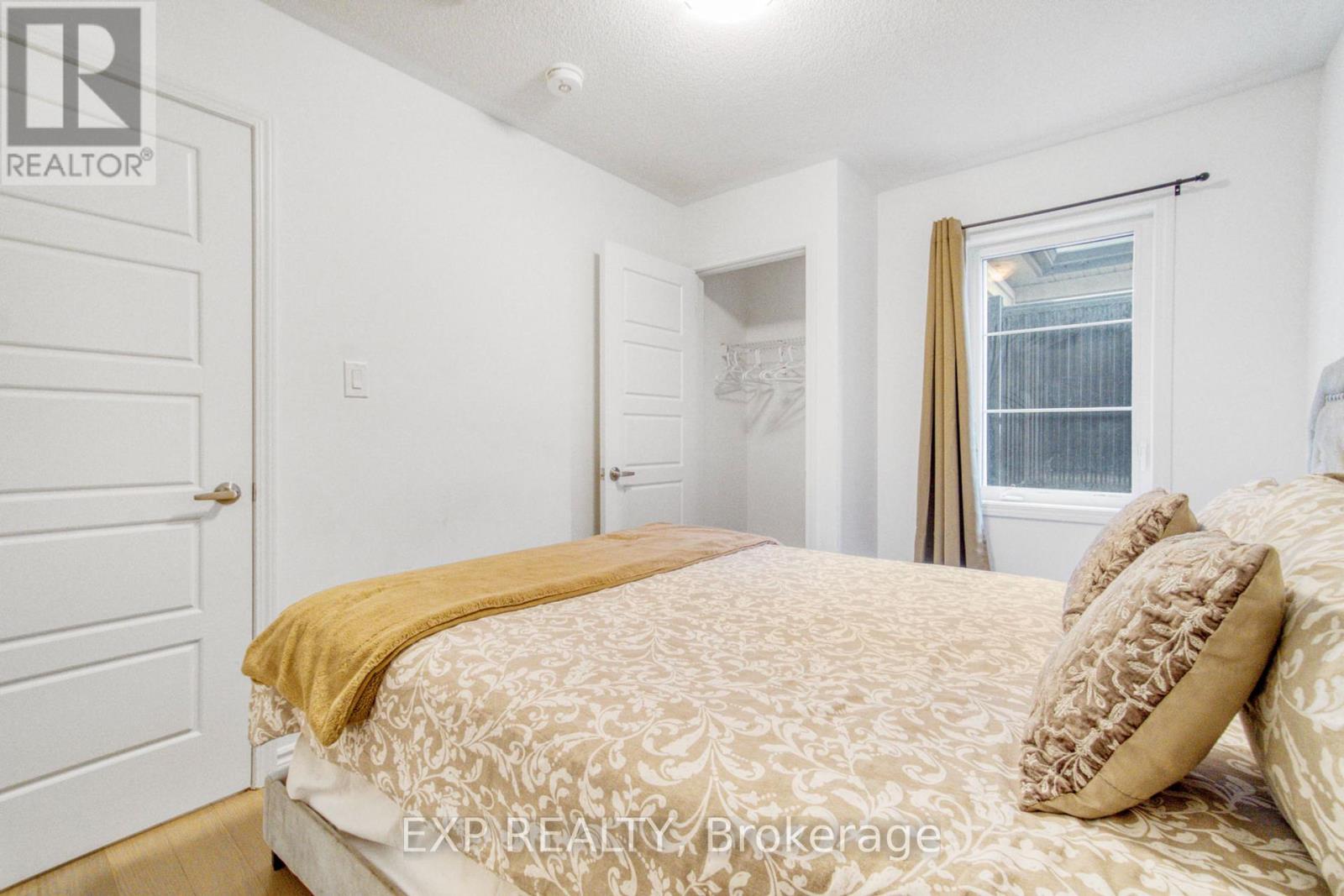 5156 Zionkate Lane, Mississauga, Ontario  L5M 2S8 - Photo 14 - W12094768