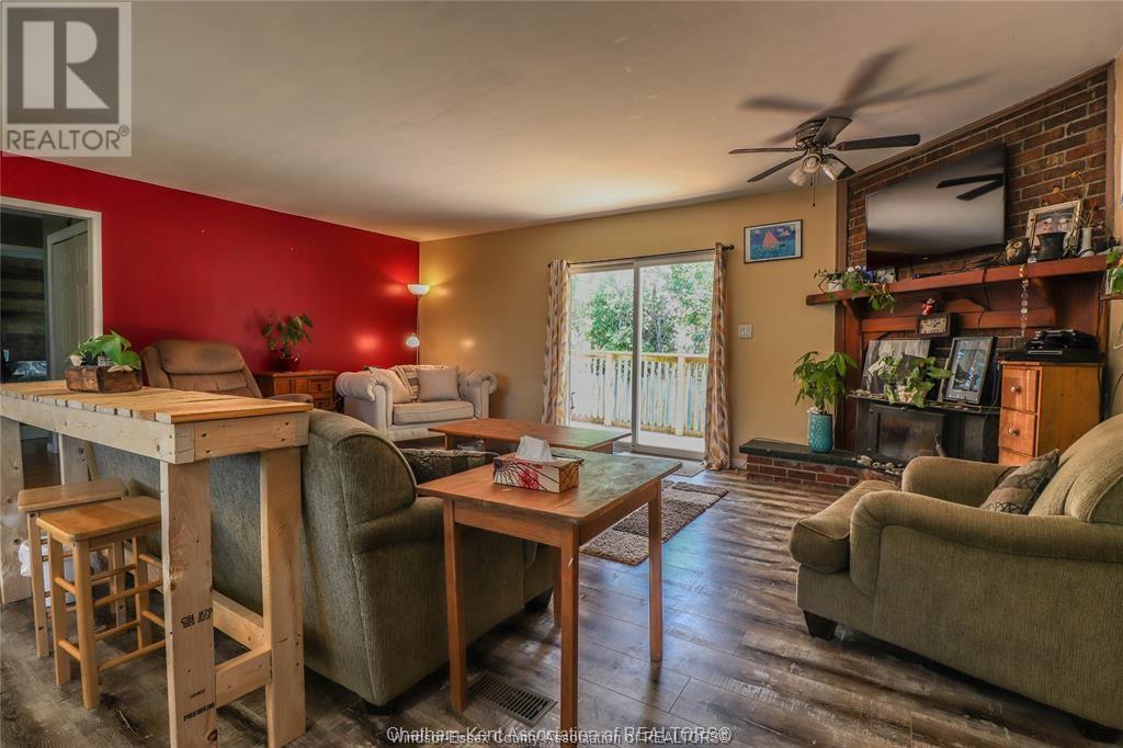 Property at 8 STORY STREET image 4