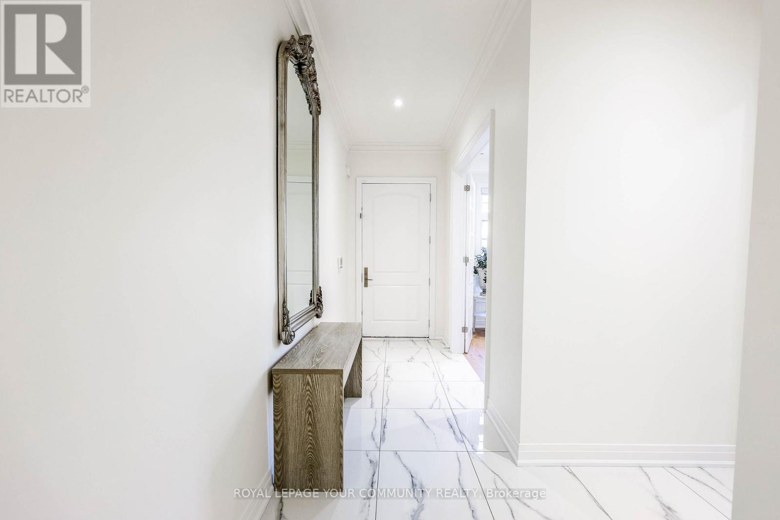 Property at 18 CASAVANT COURT image 3