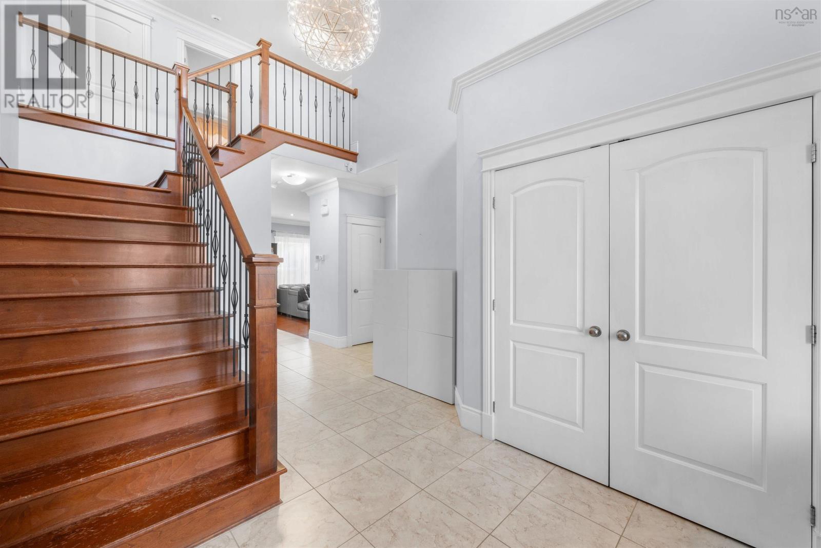 Property at 426 Southgate Drive image 4