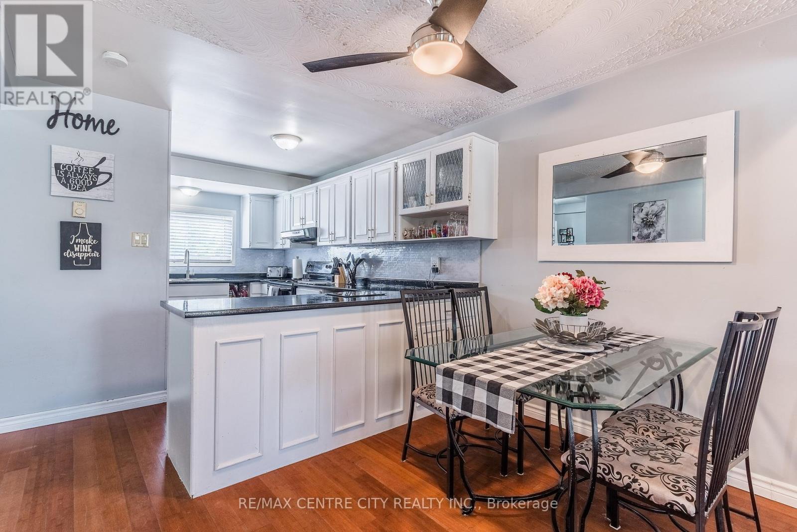 Photo 8 of 40 for 628 - 628 Wilkins Street