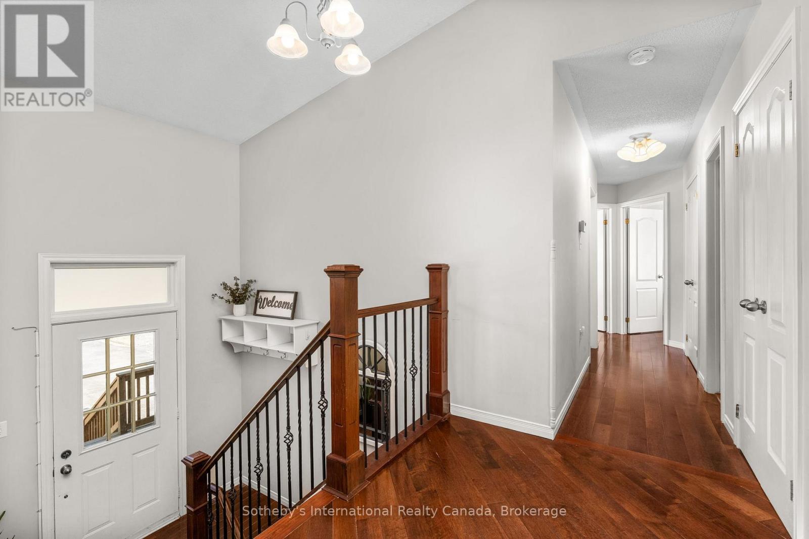 17 Sugarbush Road, Oro-Medonte, Ontario  L0K 1E0 - Photo 11 - S12094805