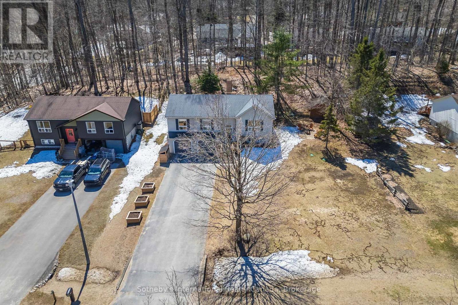 Property at 17 SUGARBUSH ROAD image 5