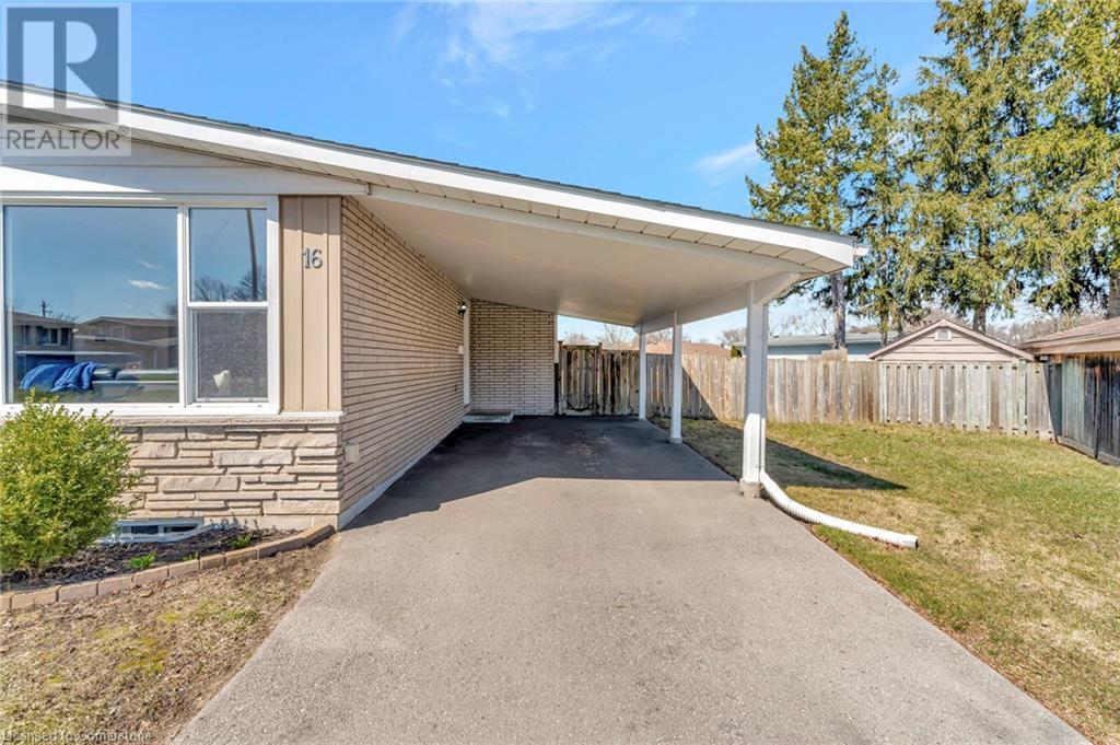 Property at 16 GAILMOUNT Court image 4