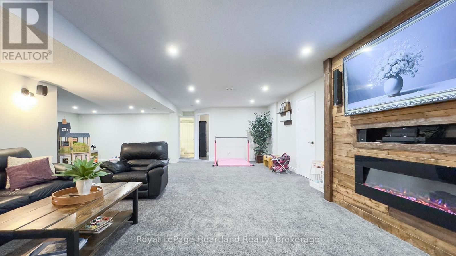 82 Harpurhey Road, Huron East, Ontario  N0K 1W0 - Photo 35 - X12094789