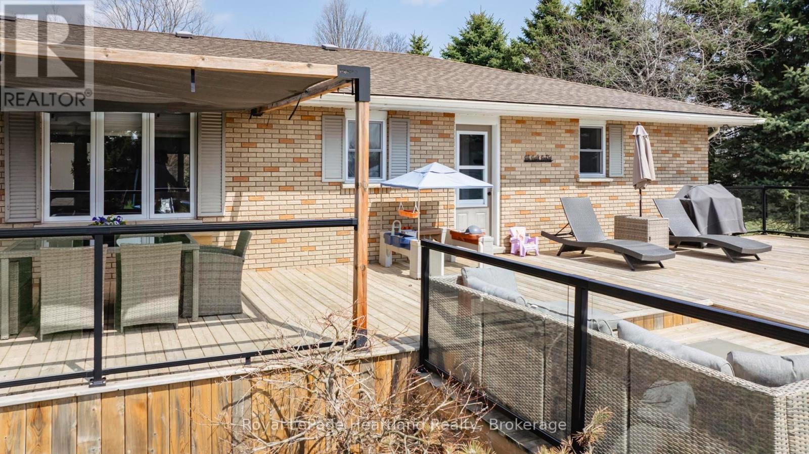 82 Harpurhey Road, Huron East, Ontario  N0K 1W0 - Photo 7 - X12094789