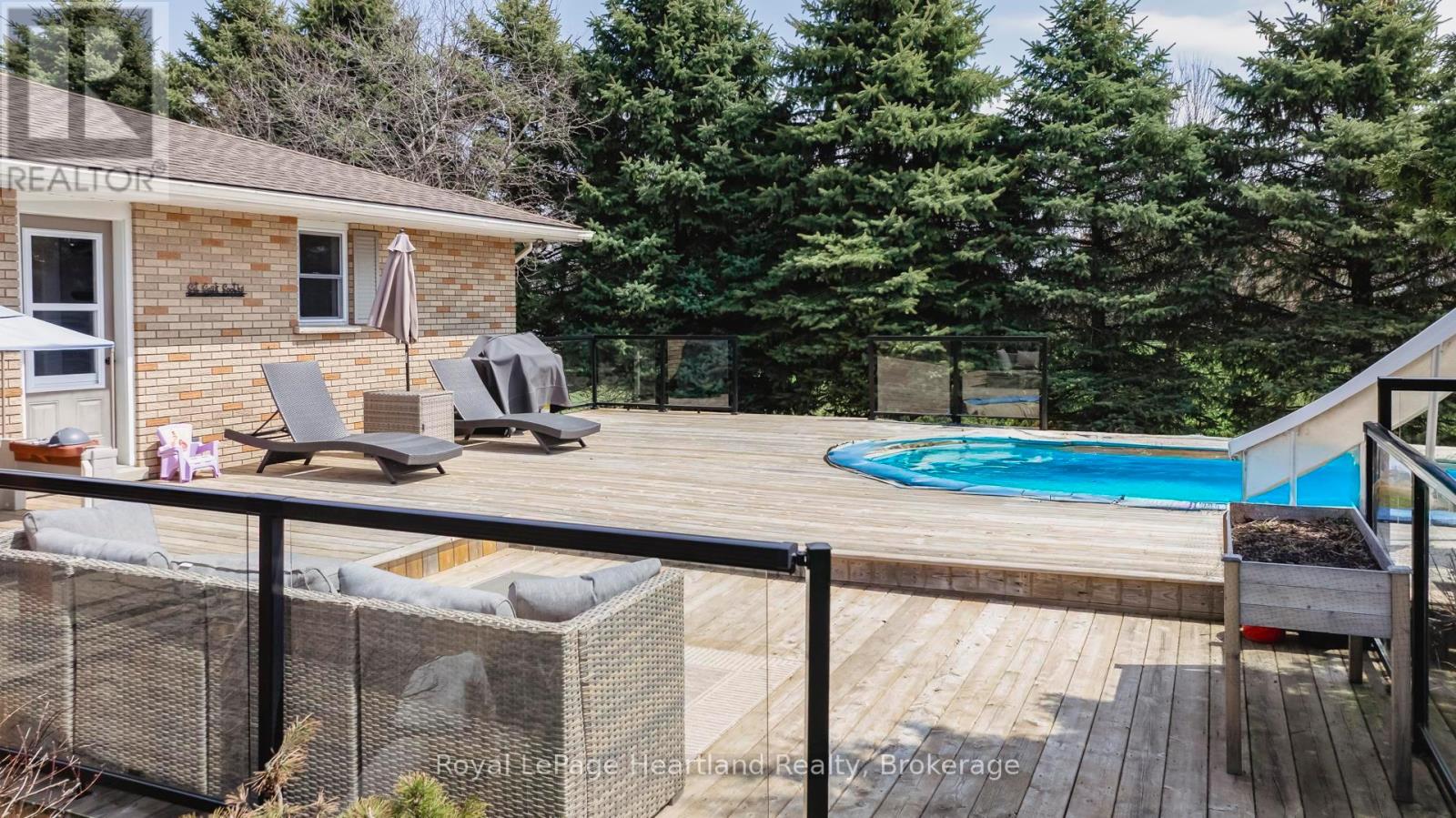 82 Harpurhey Road, Huron East, Ontario  N0K 1W0 - Photo 8 - X12094789