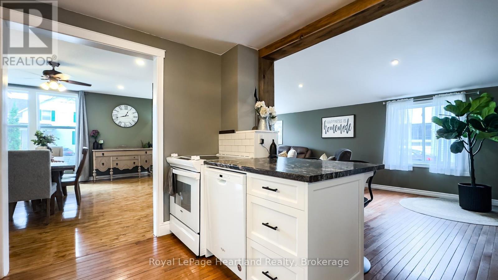 70 John Street, Huron East, Ontario  N0K 1W0 - Photo 26 - X12094791