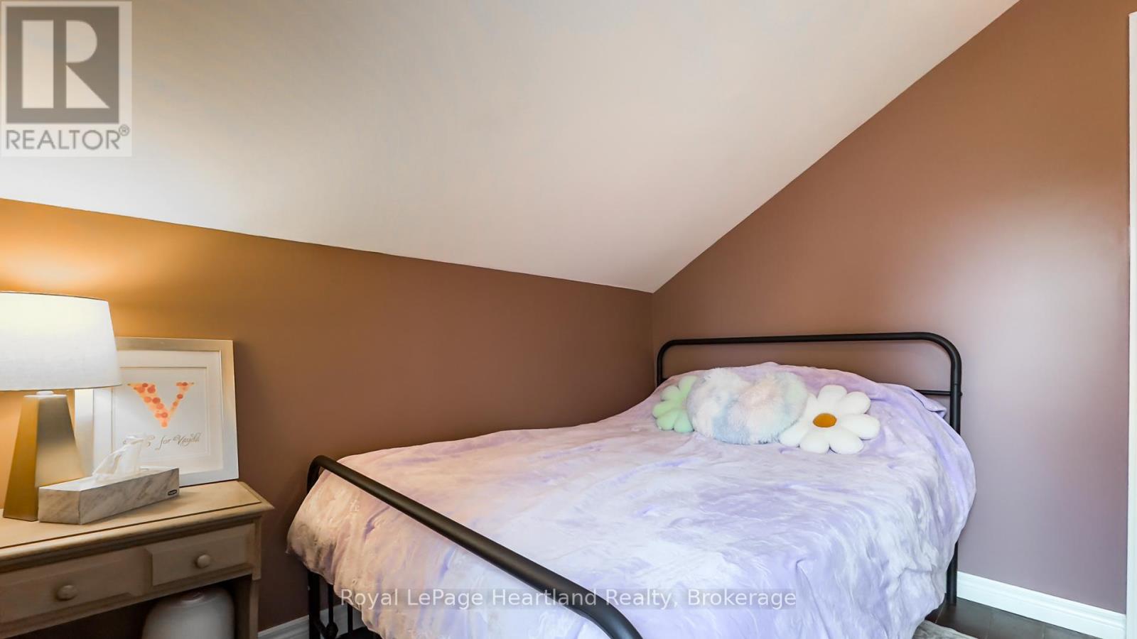 70 John Street, Huron East, Ontario  N0K 1W0 - Photo 41 - X12094791